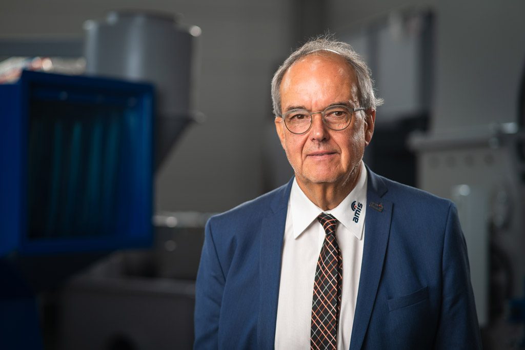 Thomas Ottenthal, Ansprechpartner bei Zerma, in der Produktionshalle