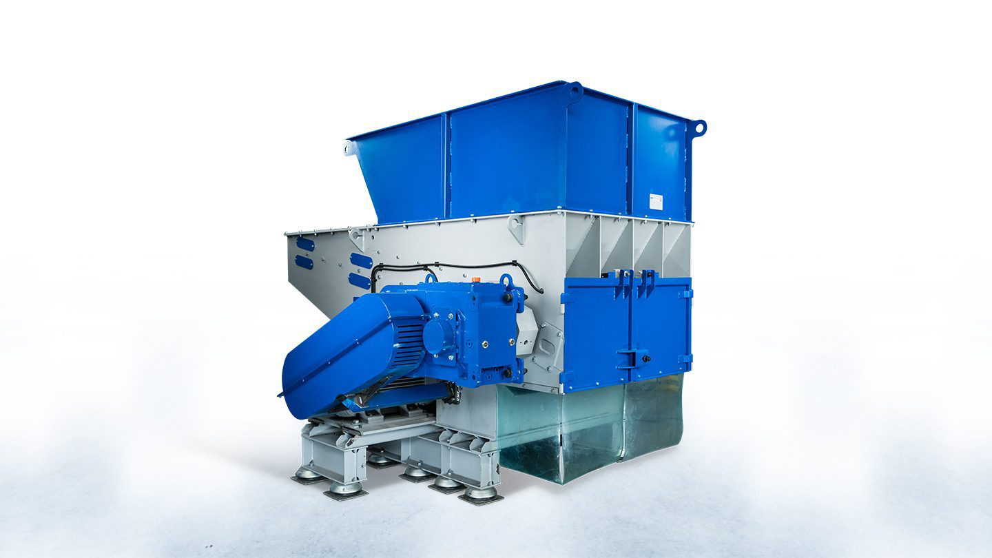 Zerma ZHS 1100 mit großem blauem Trichter und seitlichem Antrieb